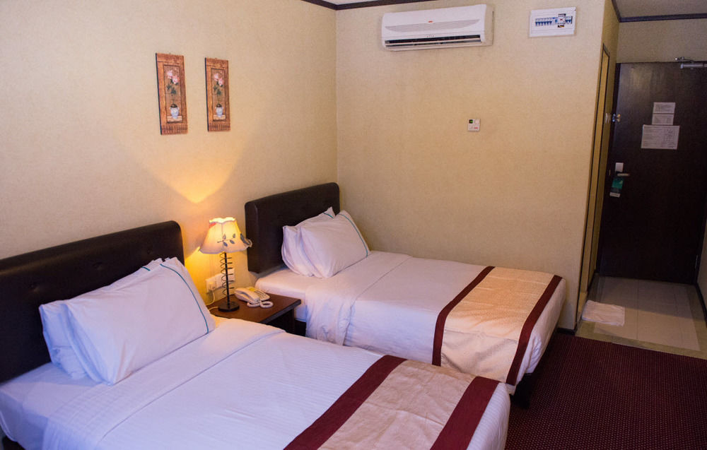 Hotel Vistaria Johor Bahru Exterior foto