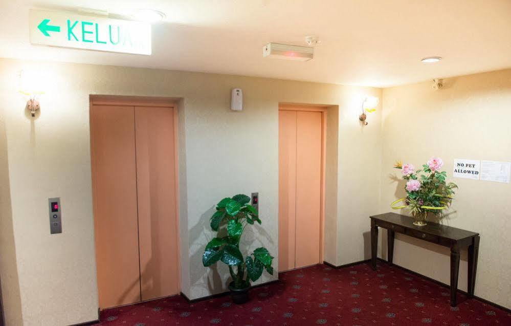 Hotel Vistaria Johor Bahru Exterior foto